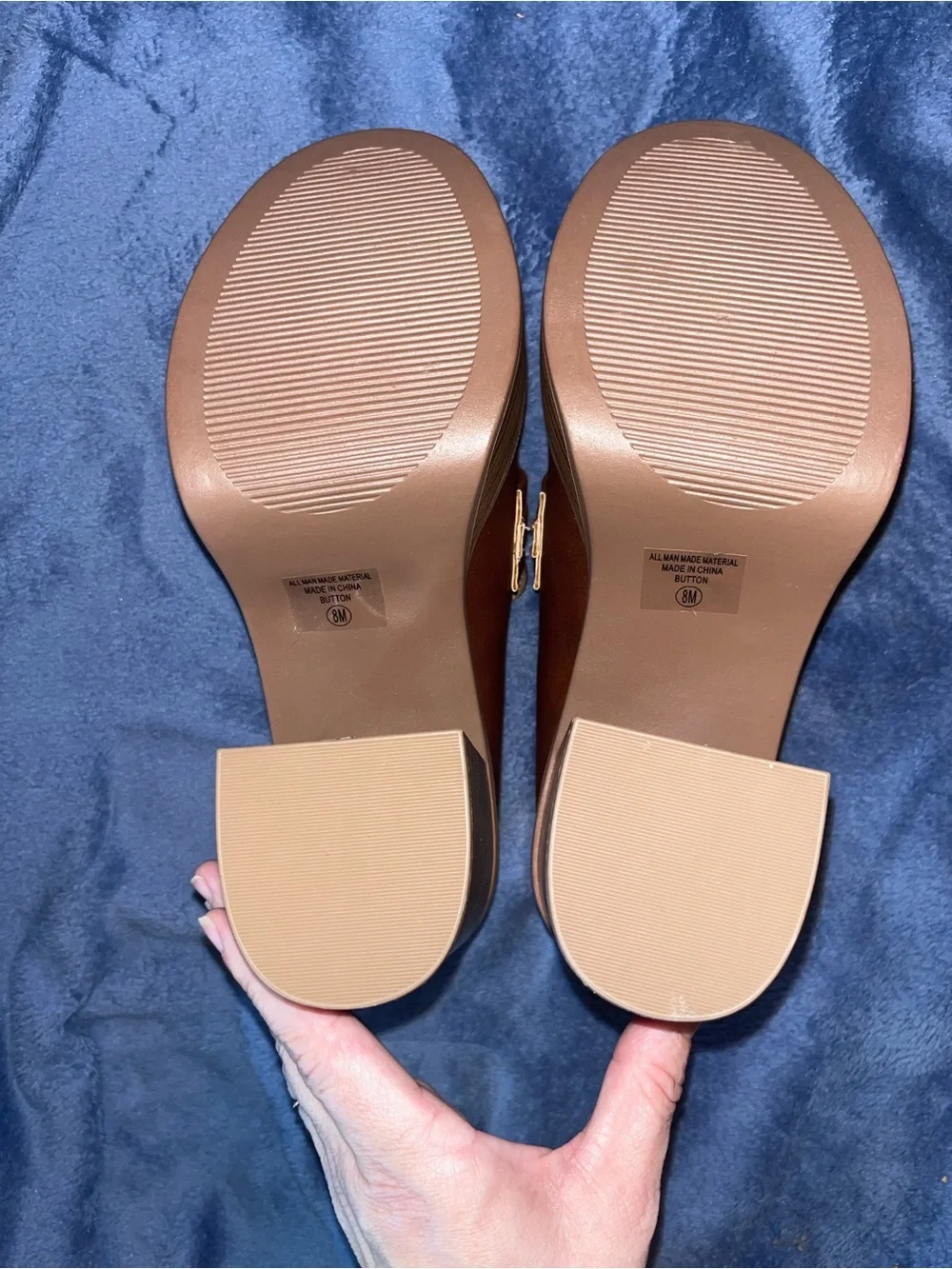 NWOT Style Cognac Platform Loafers Heeled Block Heels Gold Buckle size 8 M